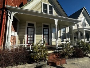 Building Photo - 018