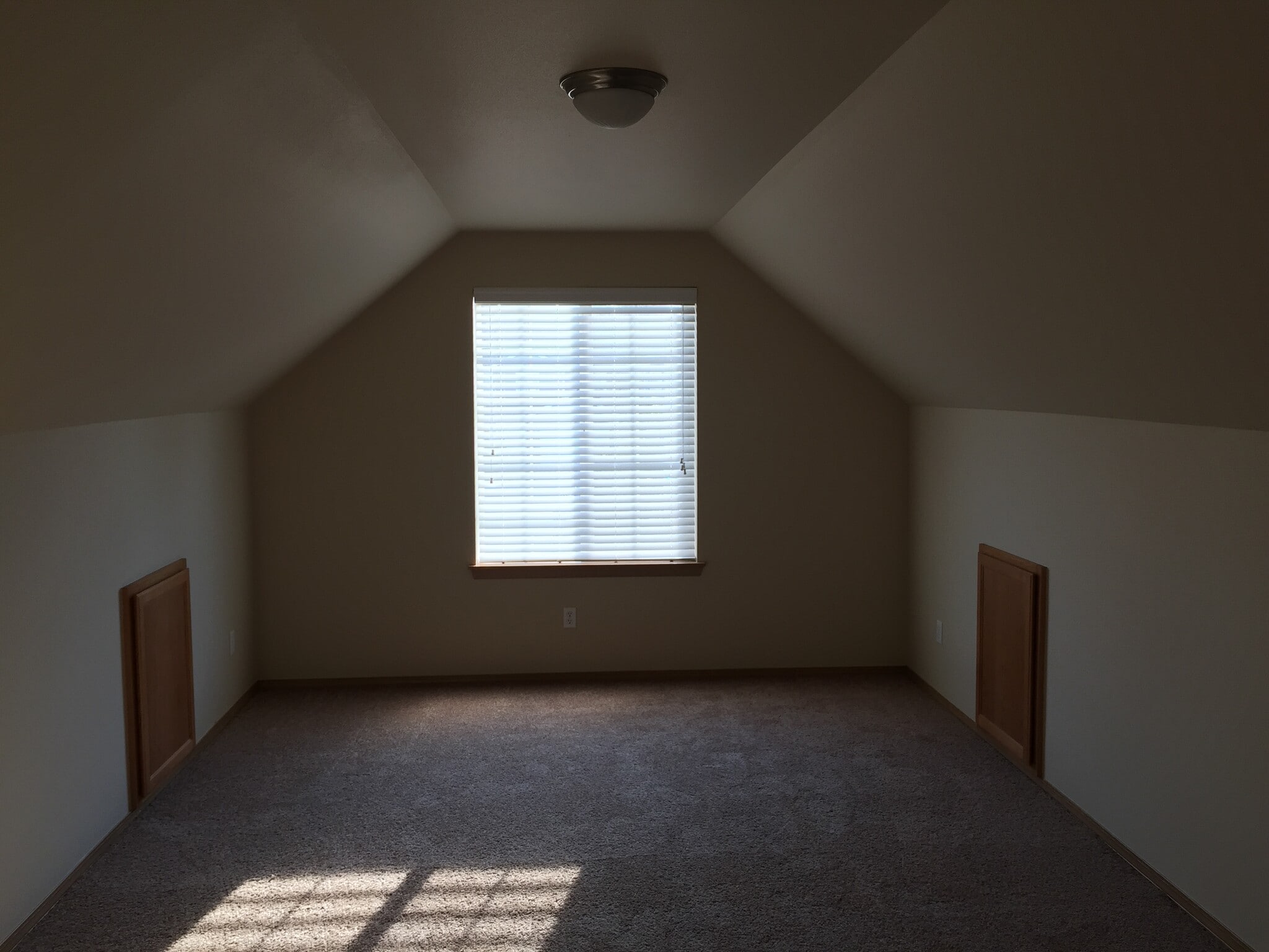 Building Photo - 17727 1st Ave Ct E