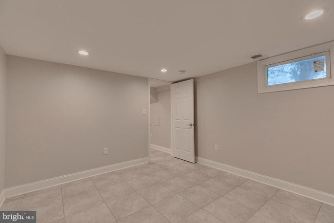 Building Photo - 3714 17th St NE