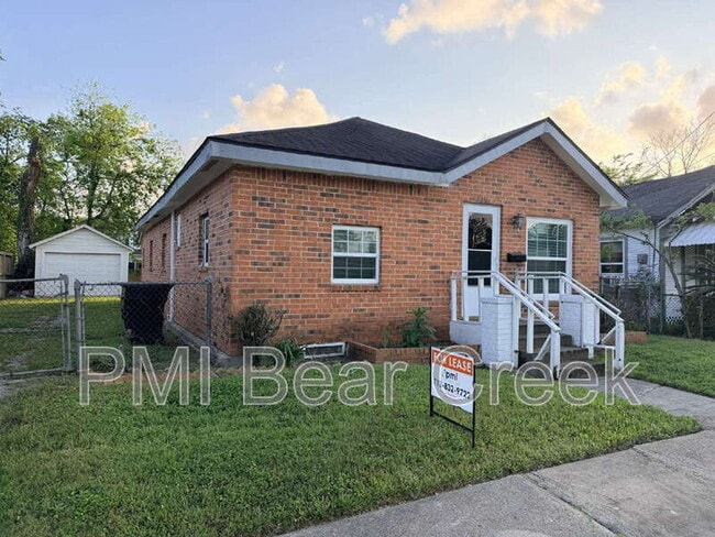 Building Photo - 3014 Rosalie St