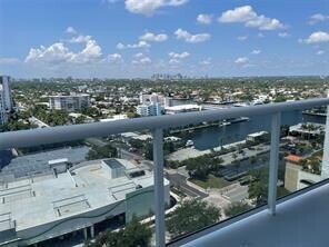 Building Photo - 3015 N Ocean Blvd