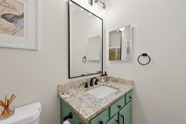 Building Photo - 99 Buck Trail Pl