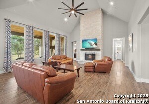 Building Photo - 451 Stone Lp