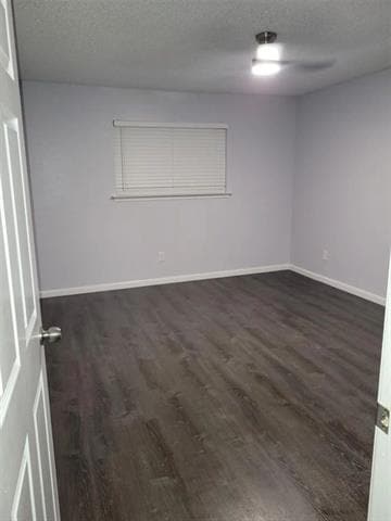 Building Photo - 1724 Jenkins Ln