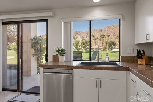 Building Photo - 54829 Oak-Hill