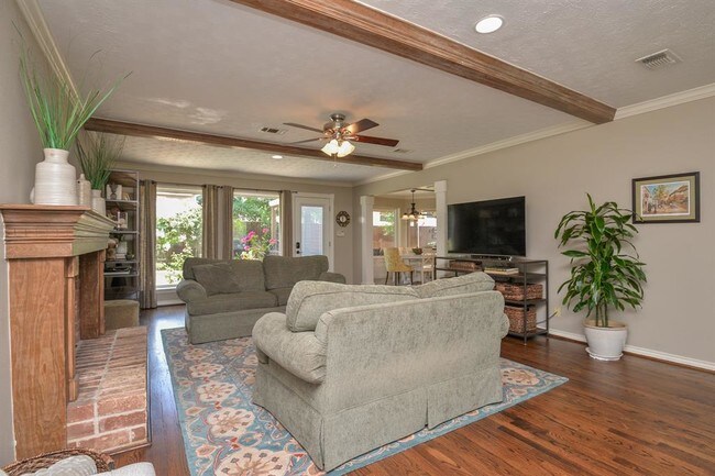 Building Photo - 615 Whitehurst Ct