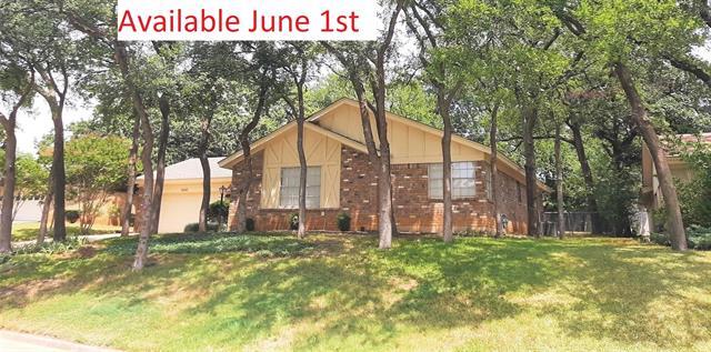 Primary Photo - 2240 Shady Meadow Dr