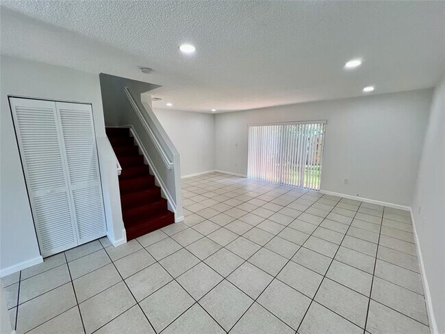 Building Photo - 14156 SW 179th Terrace