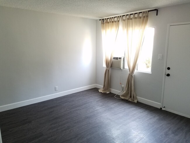 Interior Photo - Glendale Terrace Apartments - AC Townhomes...