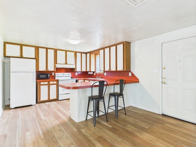 Building Photo - 7070 Tabor Rd