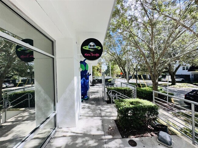 Building Photo - 101 S Eola Dr