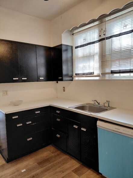 Building Photo - 3508 Grantley Rd