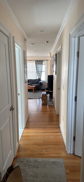 Building Photo - 64 Litchfield St