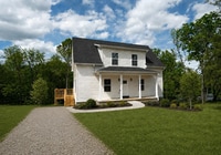Building Photo - 1833 Crockett Rd
