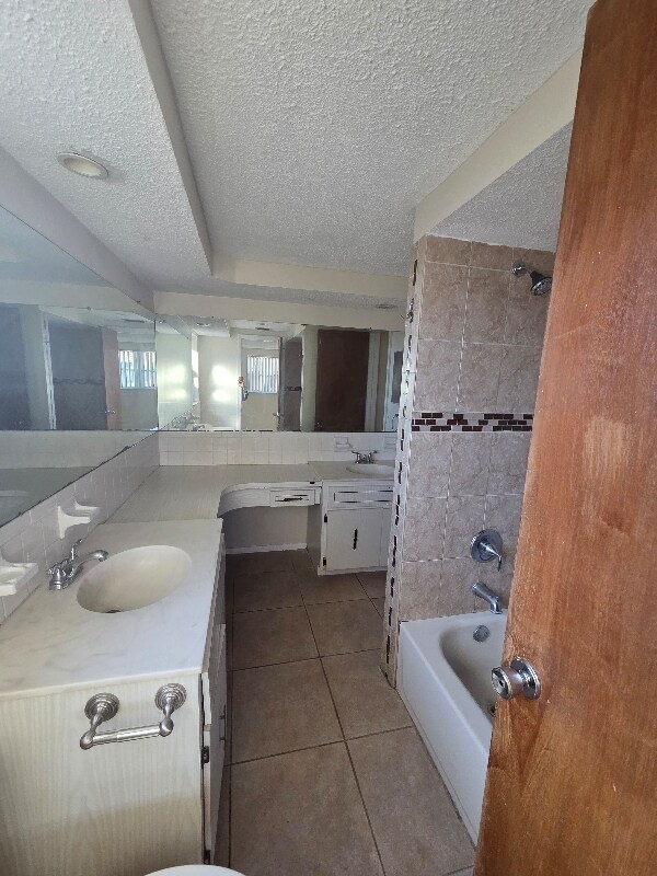 Building Photo - 7205 Rockwood Dr