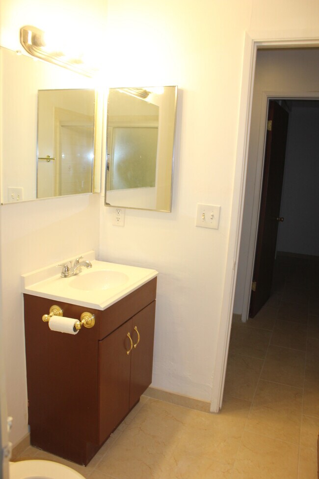 Restroom sink - 13040 Dronfield Ave