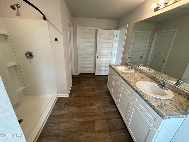 Building Photo - 5808 Tiagra Dr