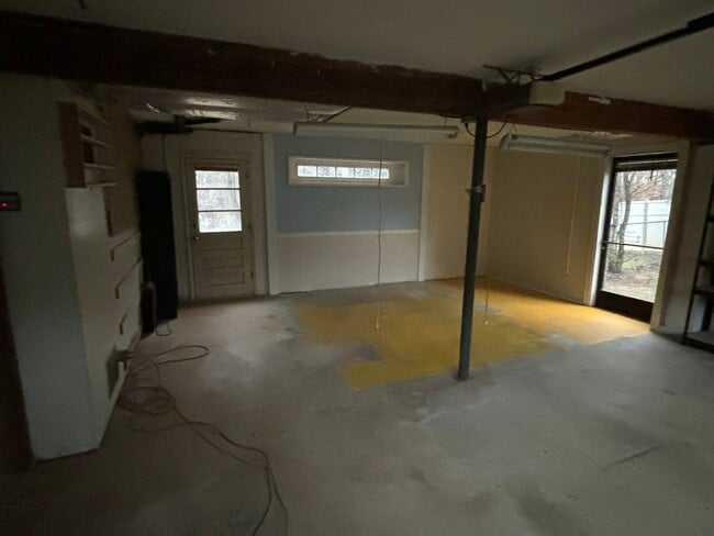 Building Photo - 77 Overlook Rd