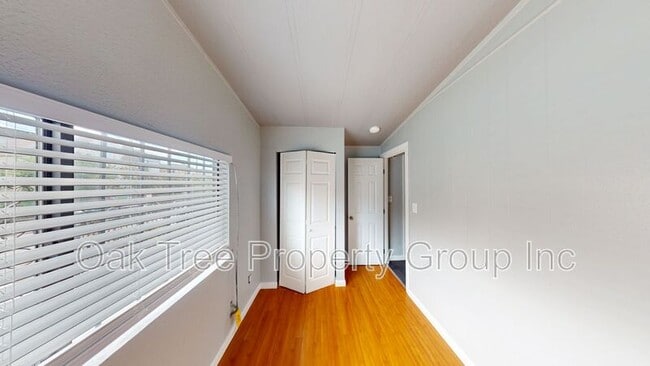 Building Photo - 2219 23rd Ave