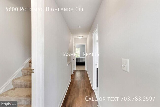 Building Photo - 4600 Potomac Highlands Cir