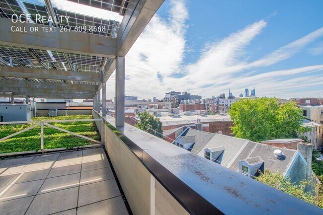 Building Photo - 152 W Laurel St