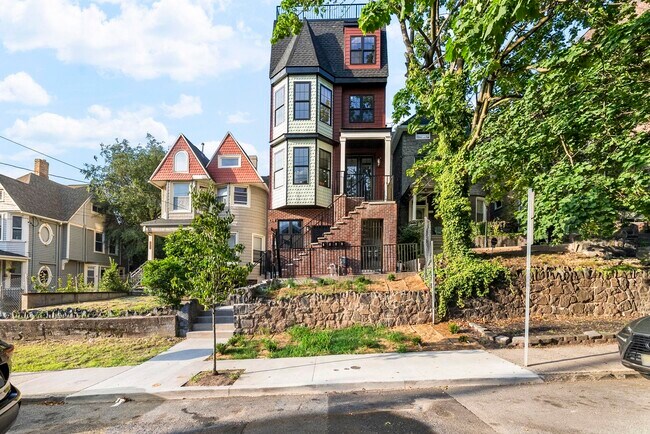 Building Photo - 124 Glenwood Ave