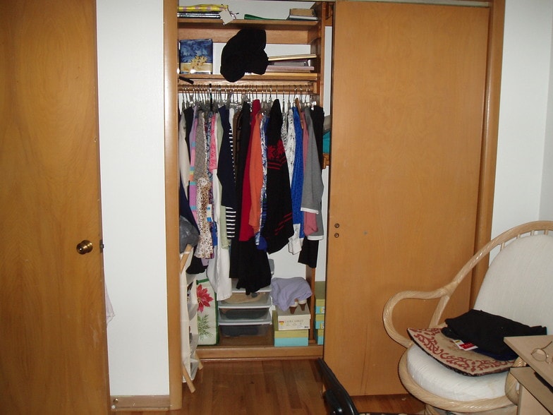 large bedroom closet - 406 E Henry Clay St