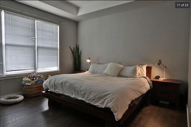 Building Photo - 2550 Winding River Dr