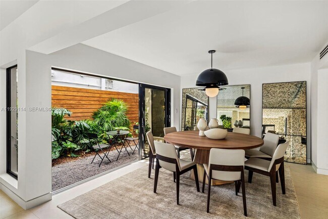 Building Photo - 1815 Fairhaven Pl