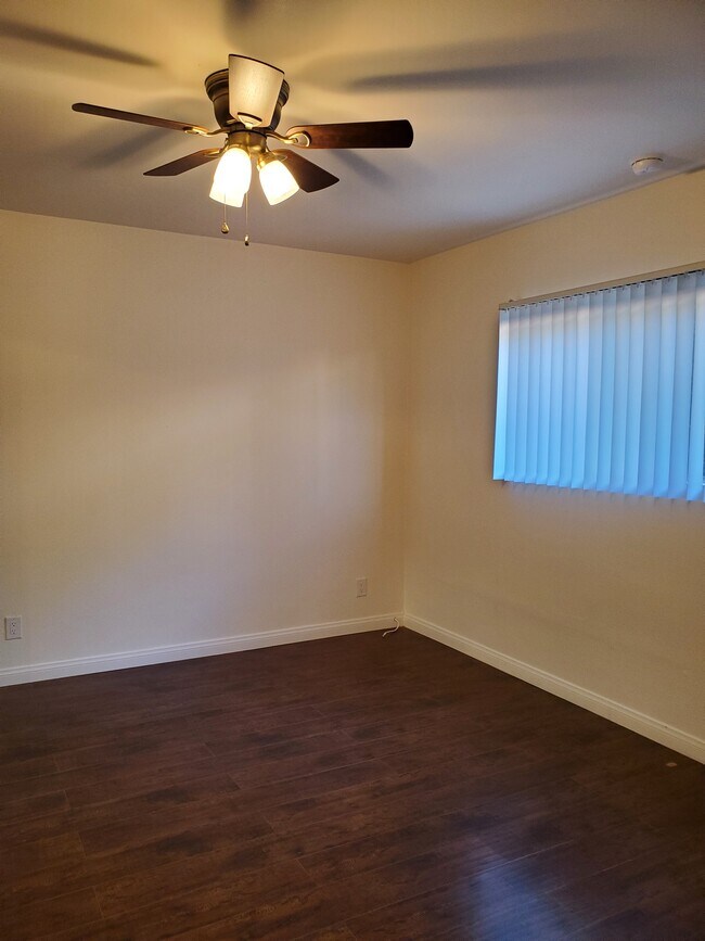 BEDROOM - 4604 Cahuenga Blvd
