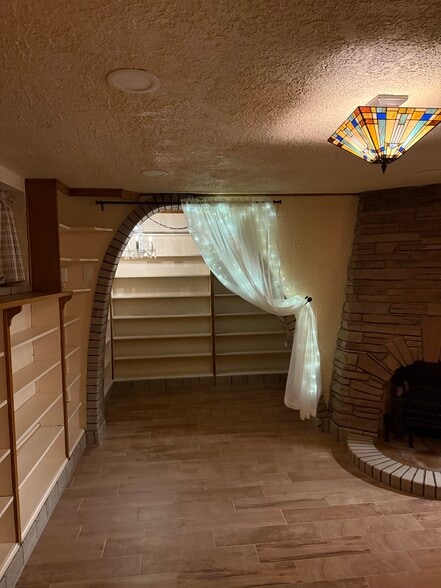 Building Photo - 452 S 800 E