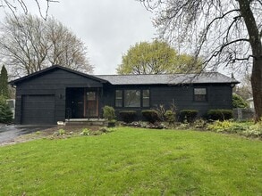 Building Photo - 149 Brookdale Park