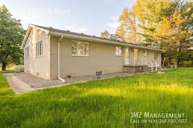 Building Photo - 20469 Barton Rd