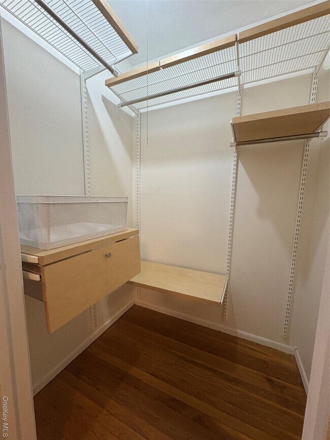 Building Photo - 100 Dowd St