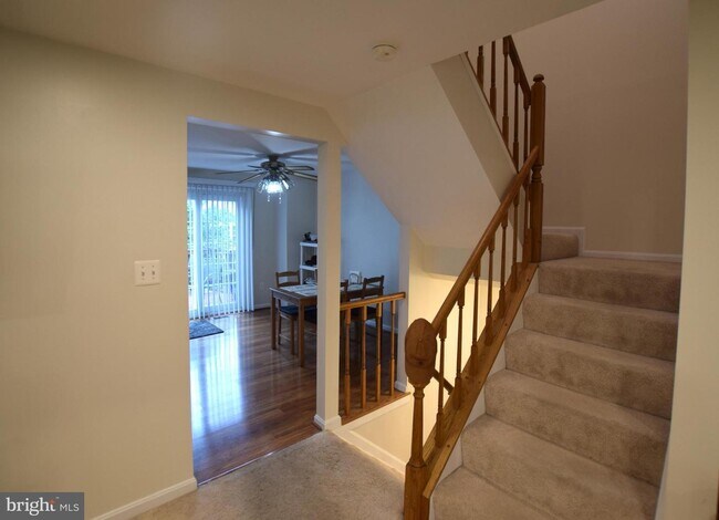 Building Photo - 6560 Lochleigh Ct