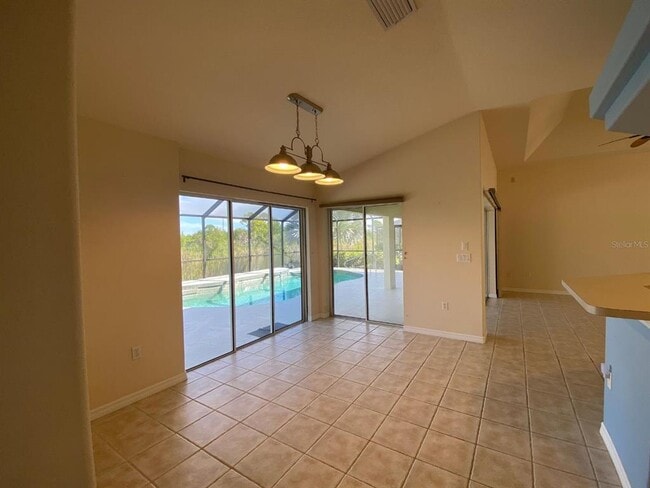 Building Photo - 15144 Lakeland Cir