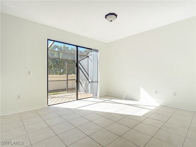 Building Photo - 7376 Bristol Cir