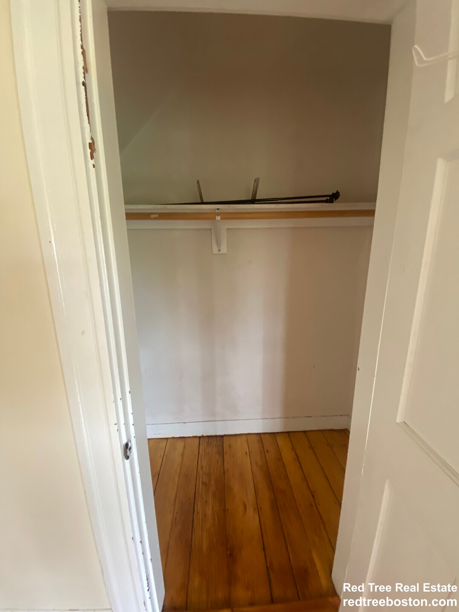 Building Photo - 72 Hobson St