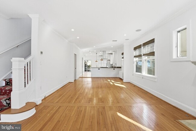 Building Photo - 5149 MacArthur Blvd NW