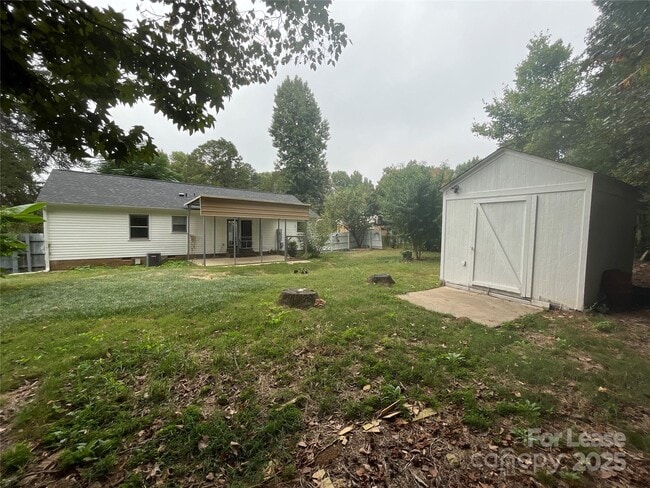 Building Photo - 5319 Winterhaven Dr