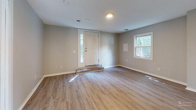 Building Photo - 7023 Clark Ave