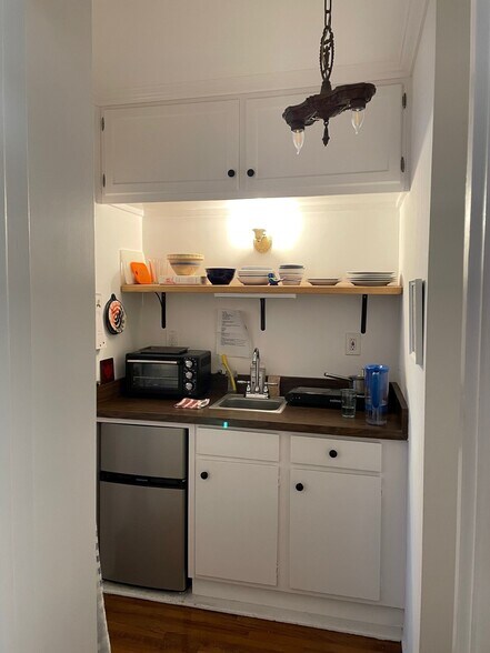 Building Photo - 4024-4028 Los Feliz Blvd