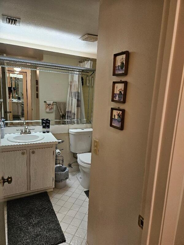 Building Photo - 105 Lake Pine Cir