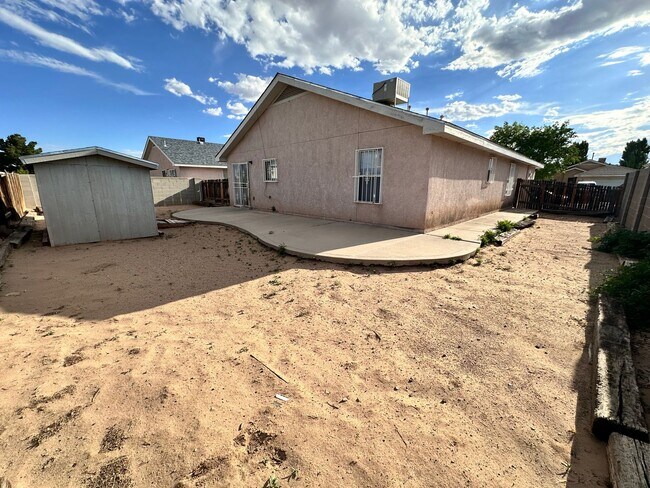 Building Photo - Coming Soon! 3 Bedroom 2 Bathroom with 2 Car Garage