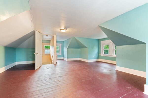 Building Photo - 1918 Greenwood Ave