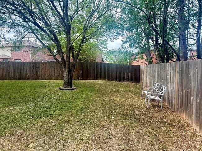 Building Photo - 11104 Chatam Berry Ln