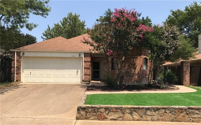 Primary Photo - 1406 Briarcrest Dr