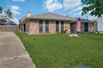 Building Photo - 6913 Sierra Dr
