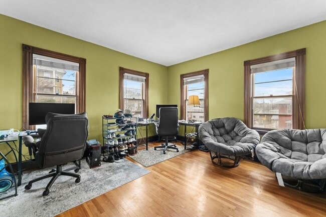 Building Photo - 189 Kendrick Ave