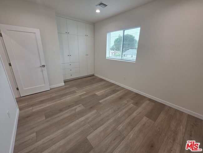 Building Photo - 6748 Ben Ave